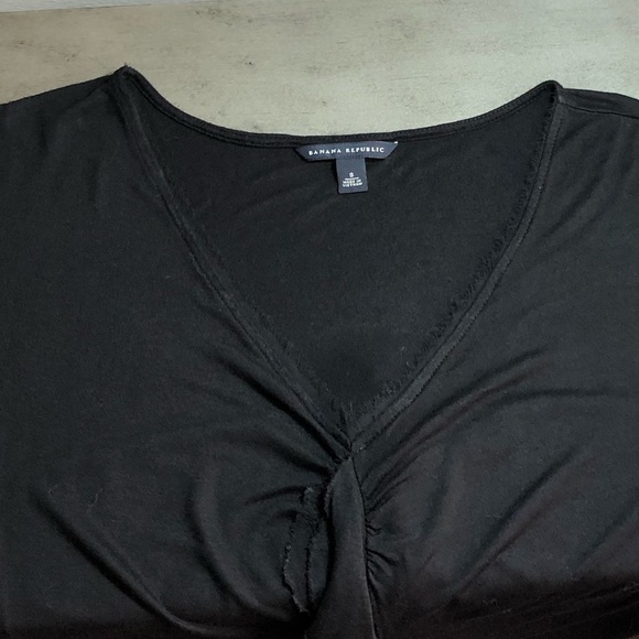 Banana Republic Sleeveless V-neck Ruffled Top - Picture 4 of 5